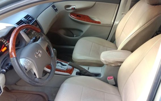 2010 Toyota Altis for sale in Manila-6