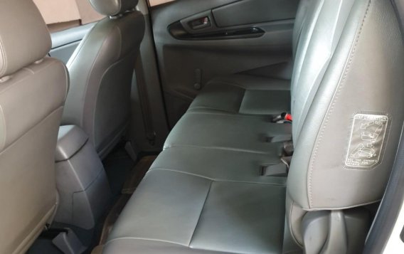 2010 Toyota Innova for sale in Pampanga -9