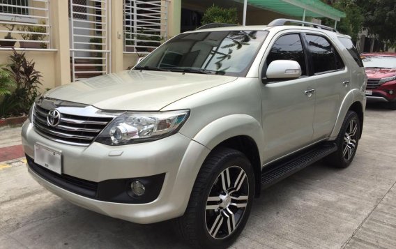 2012 Toyota Fortuner for sale in Quezon City -1