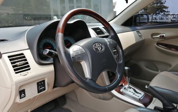 2011 Toyota Altis for sale in Makati -5
