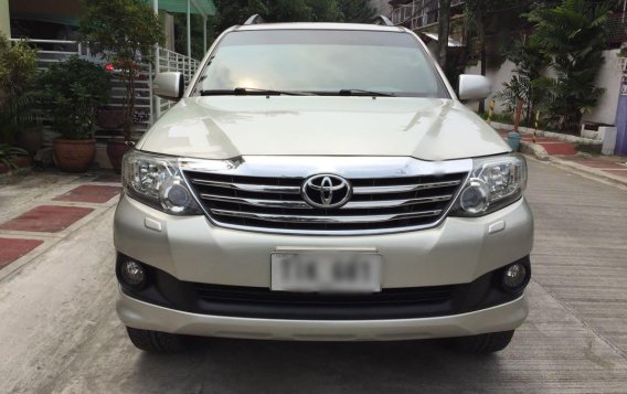 2012 Toyota Fortuner for sale in Quezon City -2