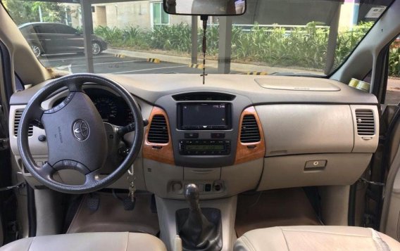 2010 Toyota Innova for sale in Manila-4