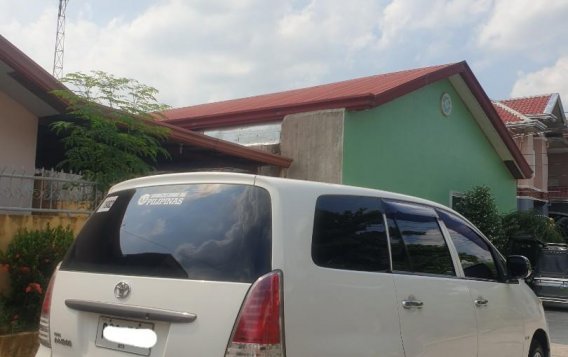 2010 Toyota Innova for sale in Pampanga -4