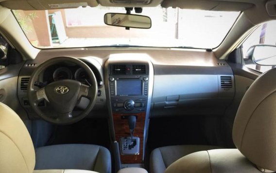 Selling Pearlwhite Toyota Altis 2010 in Angeles-6