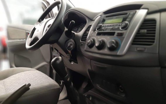 2014 Toyota Innova for sale in Makati-9