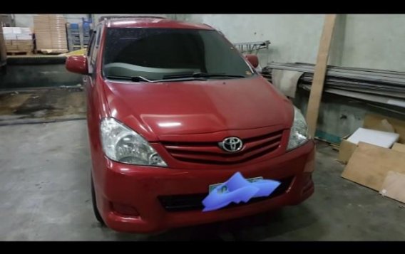 2011 Toyota Innova for sale in Olongapo-1