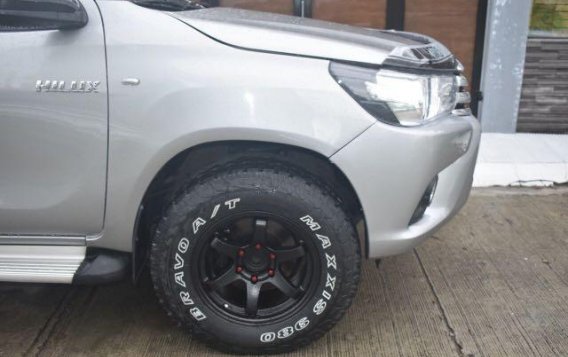 2016 Toyota Hilux for sale in Bulacan -8