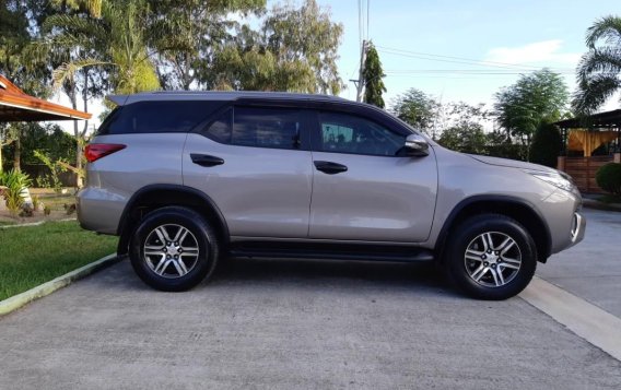 Toyota Fortuner 2017 at 17000 km for sale-2