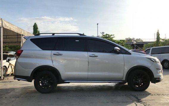 2018 Toyota Innova at 16000 km for sale-8