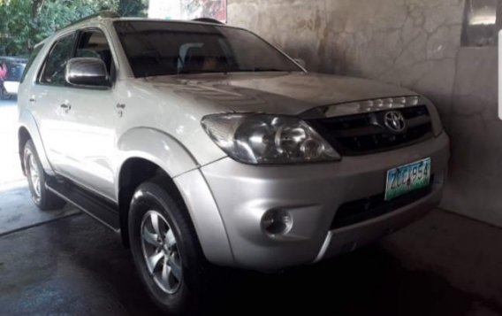 Toyota Fortuner 2005 Automatic Diesel for sale 
