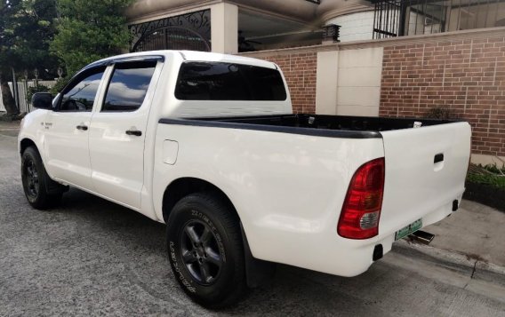 2008 Toyota Hilux for sale in Quezon City -3