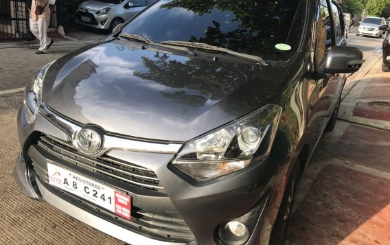 Selling Grey Toyota Wigo 2019 in Quezon City -2