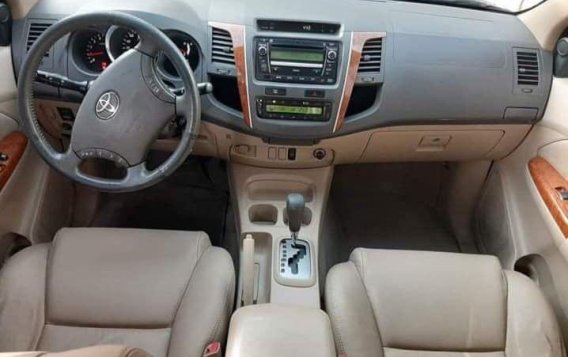 Toyota Fortuner 2011 for sale in Quezon City -9