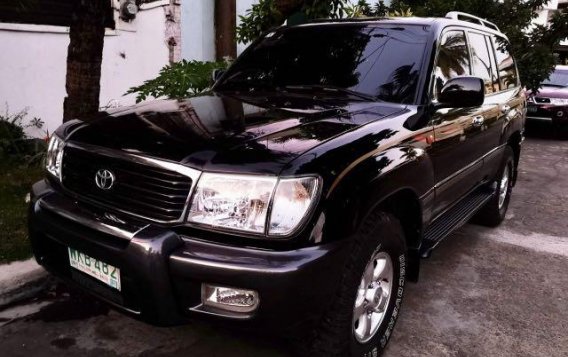 Toyota Land Cruiser 2000 for sale in Pasig 