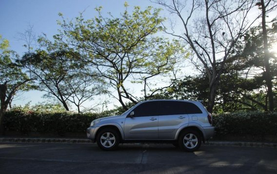 2004 Toyota Rav4 for sale in Cebu City -5