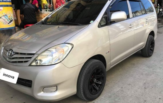 2012 Toyota Innova for sale in Cebu 