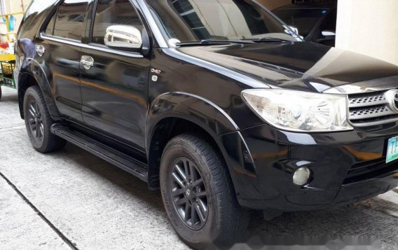 Selling Toyota Fortuner 2011 Automatic Diesel in Batangas -1