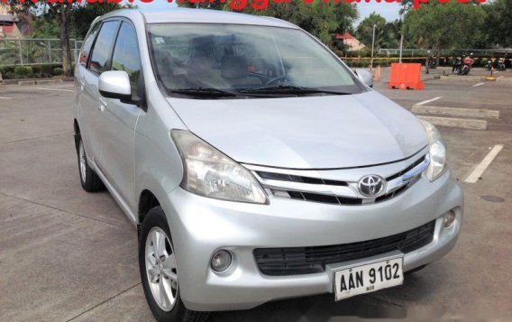 Selling Toyota Avanza 2014 at 70000 km 