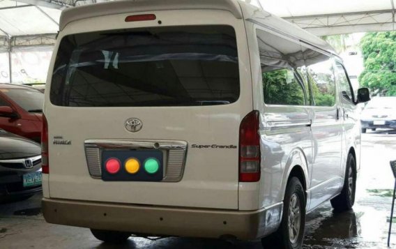 2013 Toyota Hiace for sale in Makati -4