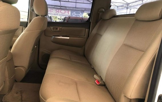 2013 Toyota Hilux for sale in Makati -7