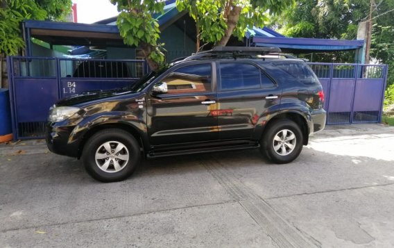 Like New Toyota Fortuner for sale at 80000 km in Las Pinas