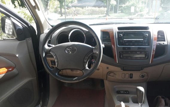 Diesel 2010 Toyota Fortuner for sale in Paranaque -2