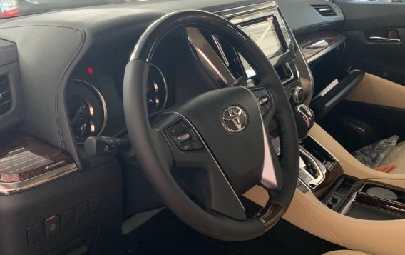 Selling Black Toyota Alphard 2019 in Manila-1