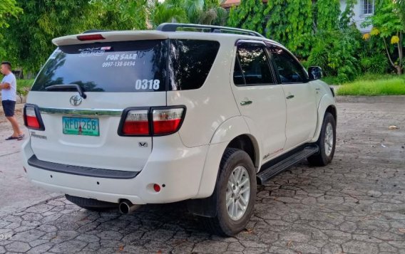 Toyota Fortuner 2009 for sale in Apalit-3
