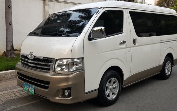 2014 Toyota Hiace for sale in Quezon City -3