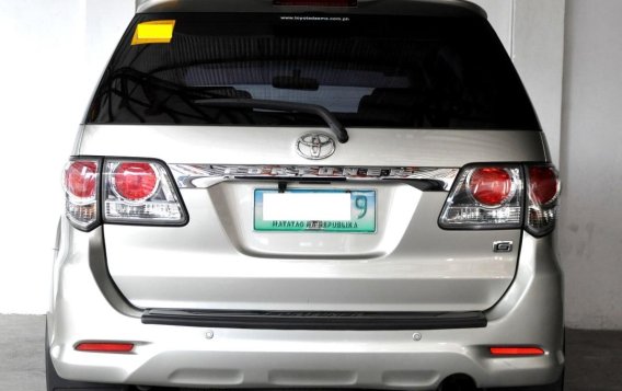 2014 Toyota Fortuner for sale in Quezon City -3