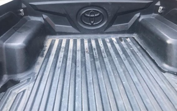 2014 Toyota Hilux for sale in Kabankalan-3