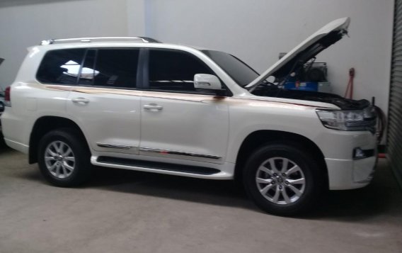 2019 Toyota Land Cruiser for sale in Paranaque 