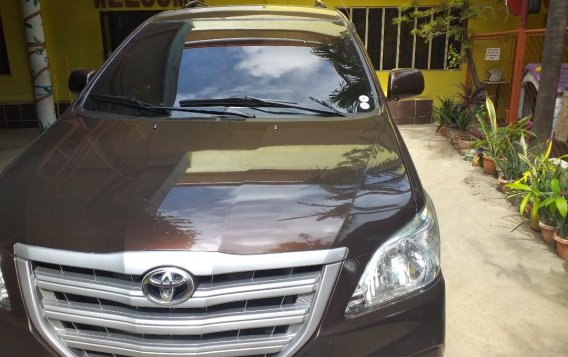 2nd Hand Toyota Innova 2014 at 40000 km for sale-3