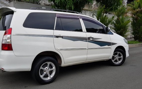 Toyota Innova 2012 for sale in Quezon City -3