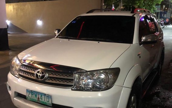 Toyota Fortuner 2009 for sale in Mandaluyong 