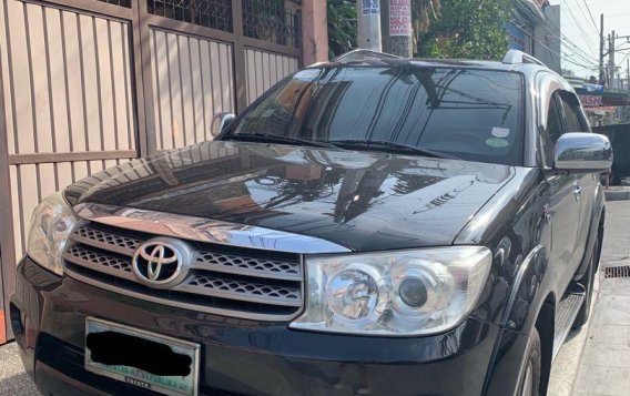 2011 Toyota Fortuner for sale in Quezon City