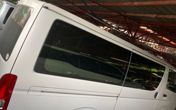 White Toyota Hiace 2016 for sale in Quezon City-7