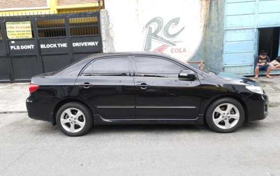 2011 Toyota Corolla Altis for sale in Makati -2