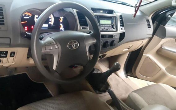 2013 Toyota Hilux at 68000 km for sale in Quezon City -5