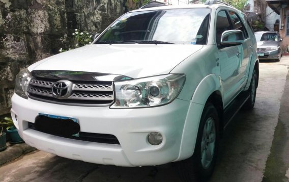 2011 Toyota Fortuner for sale in Quezon City-1