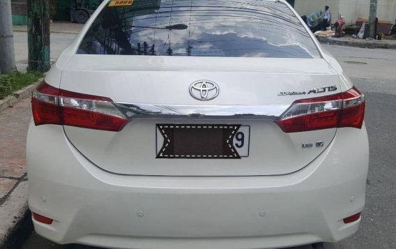 White 2014 Toyota Altis for sale in Quezon City-7