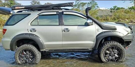 2005 Toyota Fortuner for sale in Manila-5