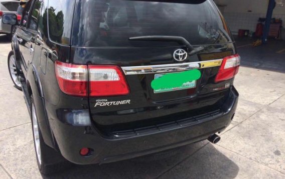 2010 Toyota Fortuner for sale in Manila-3