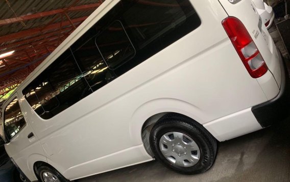 White Toyota Hiace 2016 for sale in Quezon City-3