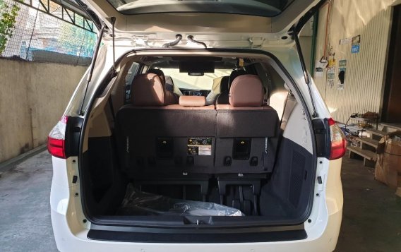 2019 Toyota Sienna for sale in Quezon City-3