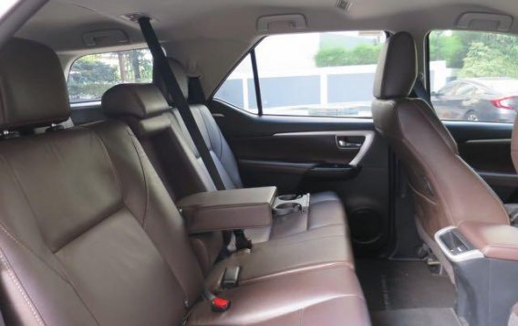 2018 Toyota Fortuner for sale in Quezon City-2