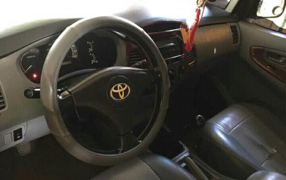 Toyota Innova 2005 for sale in Cauayan City -2