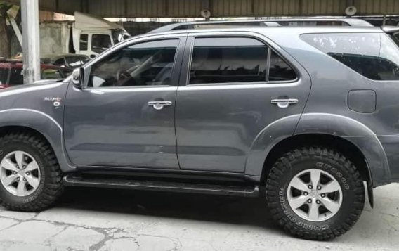 Toyota Fortuner 2007 diesel for sale in Mandaluyong City-2