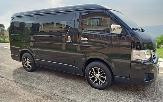 2nd Hand 2014 Toyota Hiace for sale-1