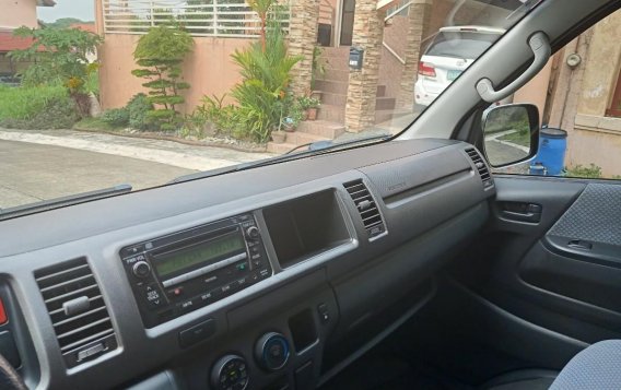 2nd Hand 2014 Toyota Hiace for sale-8